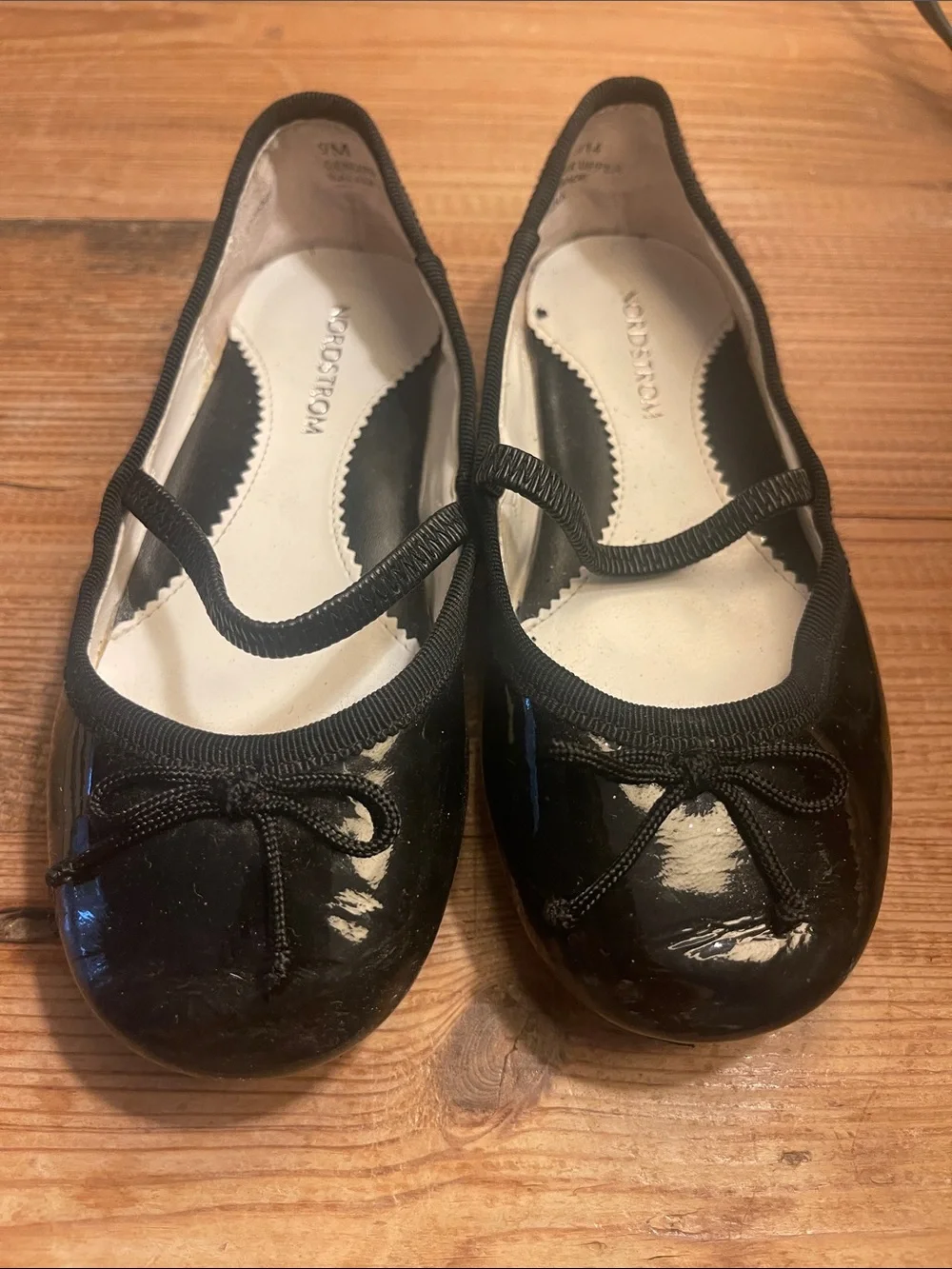 Nordstrom Girls Size 9M Kids Black Patent Mary Jane Flats with Bow NEVER WORN